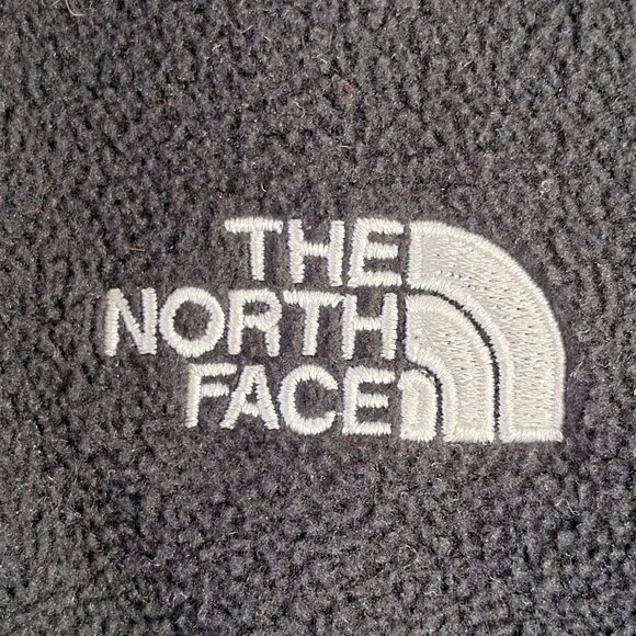 The North Face Black Fleece 1/4 Zip Sweater - Picture 4 of 11